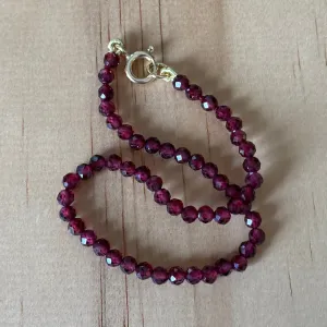 Solid 9 Carat Yellow Gold Red Garnet Bracelet
